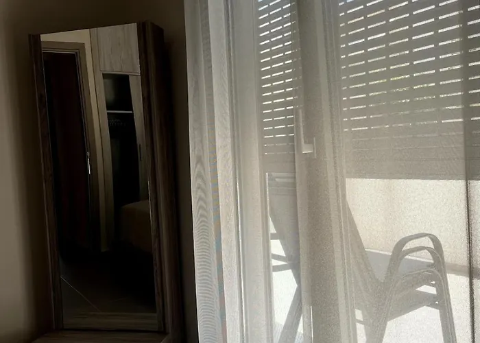 The 52 Spot Apartament