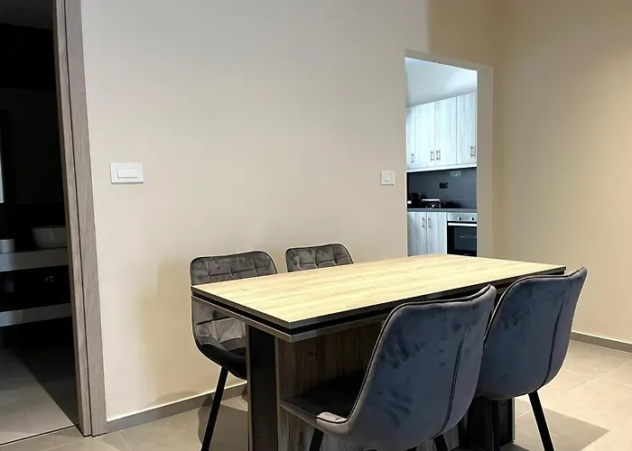 The 52 Spot Apartmán *