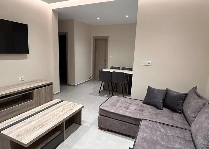 The 52 Spot Apartmán *